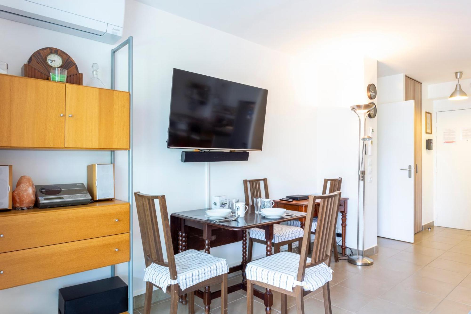 Chez Martin - Spacieux Appartement Climatise Proche De La Plage La Grande-Motte Esterno foto